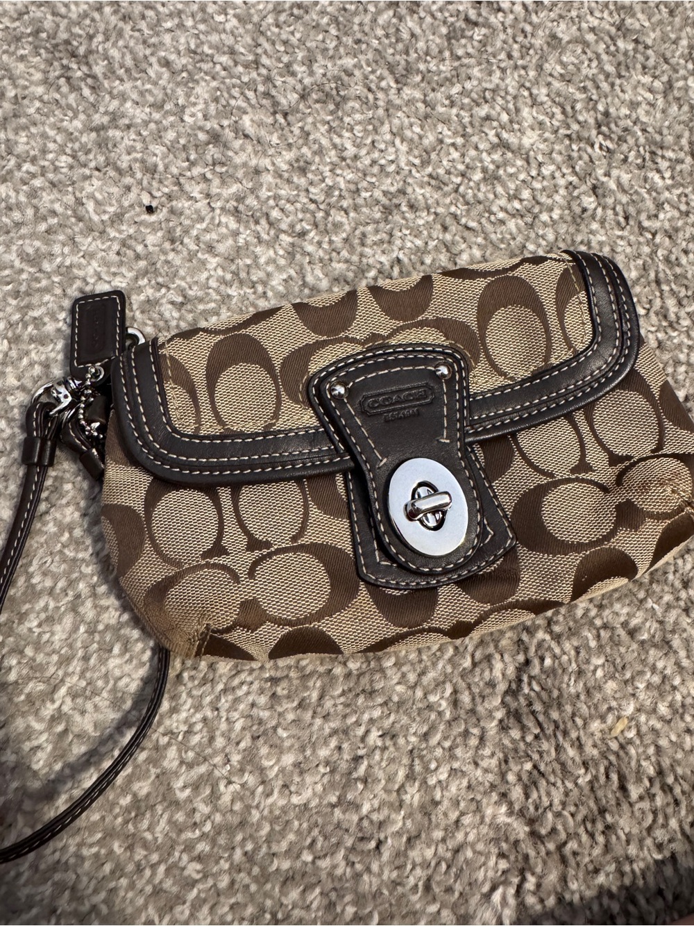 Vintage Coach Jacquard Turnlock Wristlet